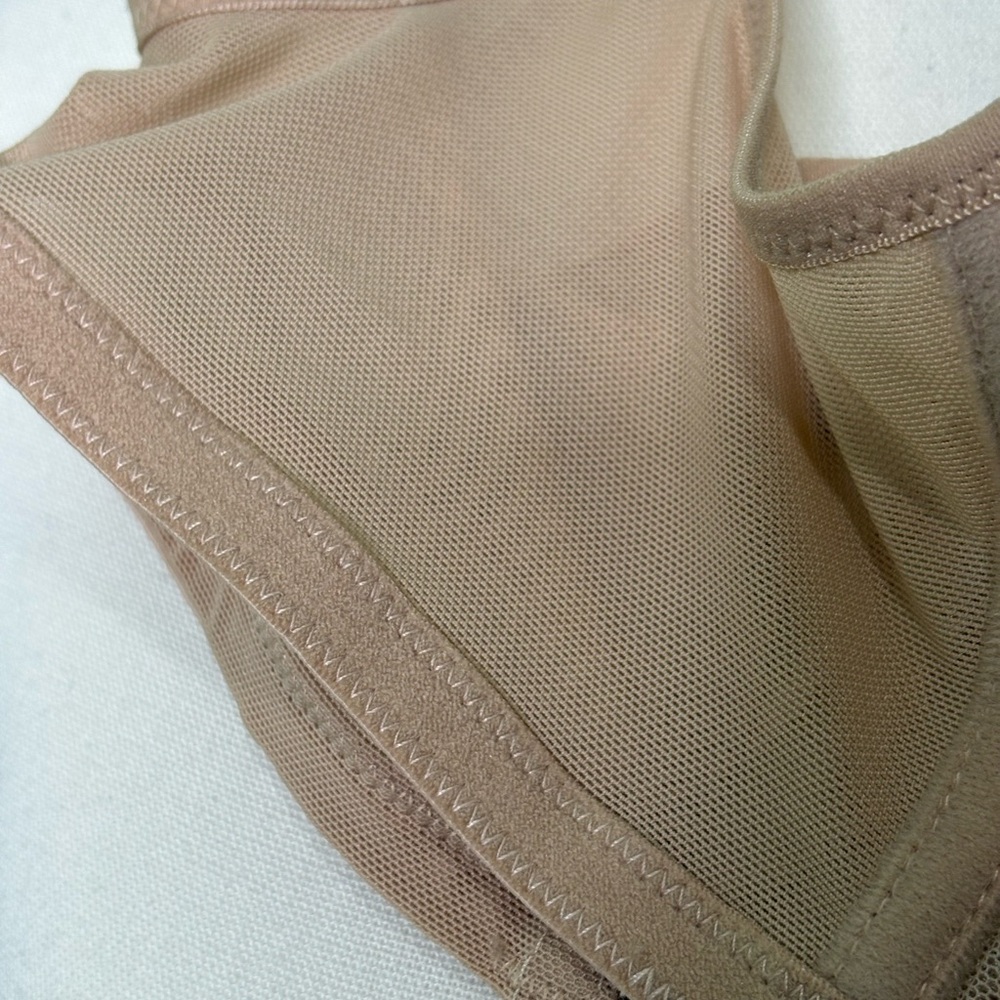 Paramour Nude Front-Close Sheer Embroidered Underwire Bra - Picture 10 of 11